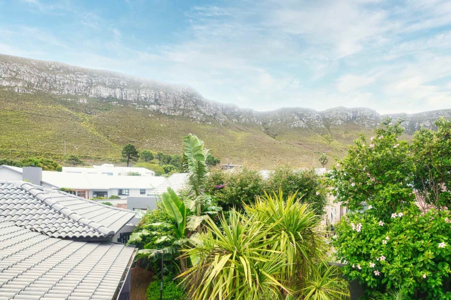 4 Bedroom Property for Sale in Hermanus Heights Western Cape